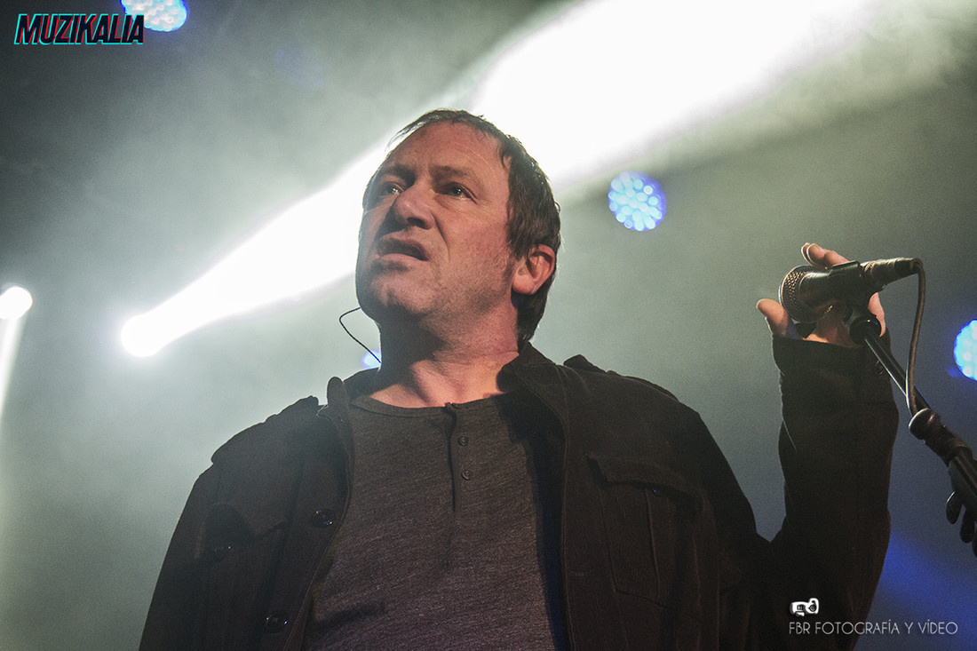 OceanColourScene_LaRiviera_10