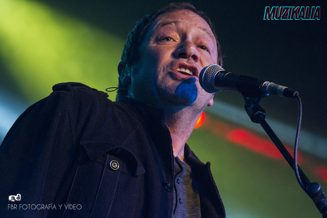 OceanColourScene_LaRiviera_13