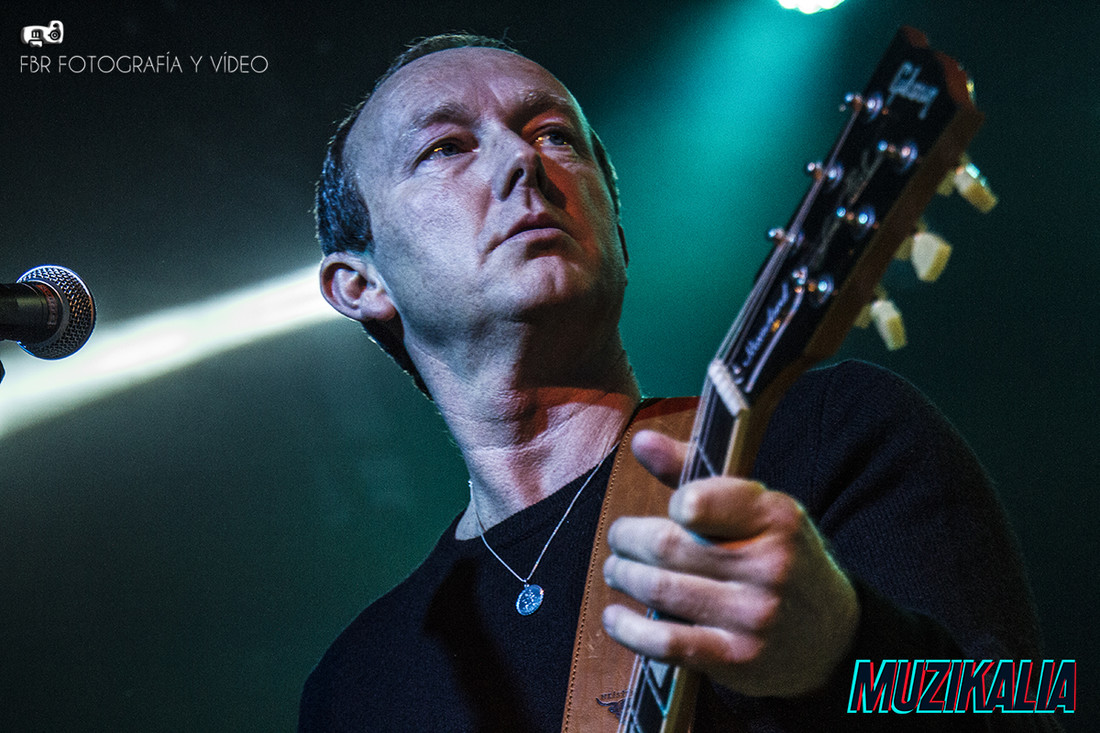 OceanColourScene_LaRiviera_17