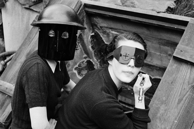 Lee Miller. Mascaras de Fuego 1941